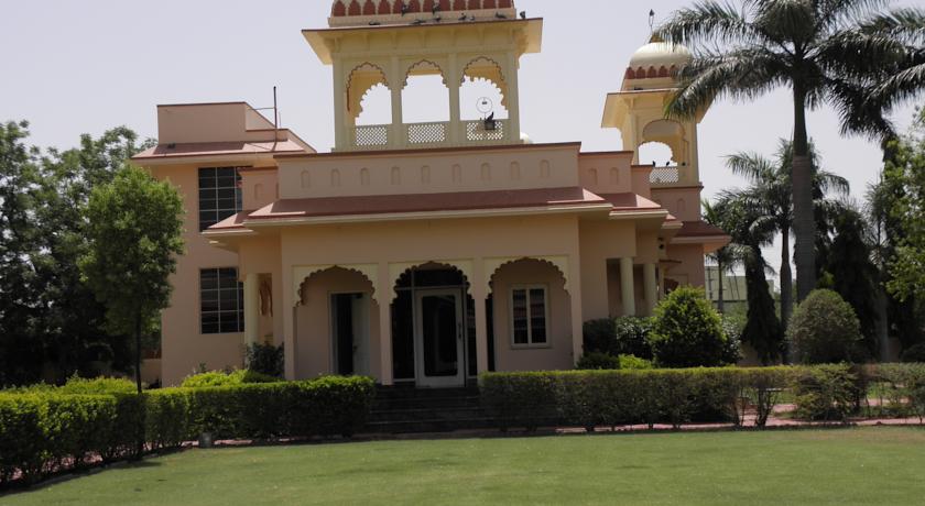 Hotel Rajputana Resort, Udaipur